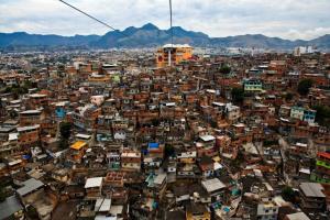 Caratteristiche della costruzione di case in Brasile. favela