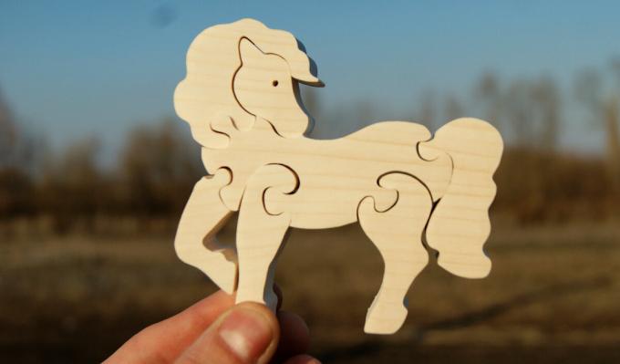 puzzle di legno "Cavallo"