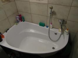 Dopo il rimodellamento bagno con vasca, abbiamo ottenuto una stanza poprostornee: Selezione di caldaia e bagno