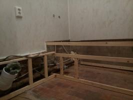 Trasfigurazione bagno noioso in un bagno pulito. riparazione economica. pannelli in PVC: l'installazione su pareti e soffitti