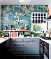 Come decorare un muro in vostra carta da parati della cucina. 7 idee creative.