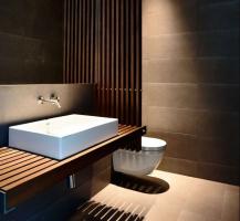 Come utilizzare le piastrelle per rendere il vostro bagno "modesto" indimenticabile. 6 idee originali