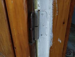 Rottura frequente di porte e finestre, come vengono riparati