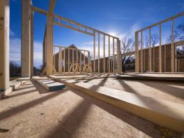 Costruzione di una casa di legno: caratteristiche lavoro