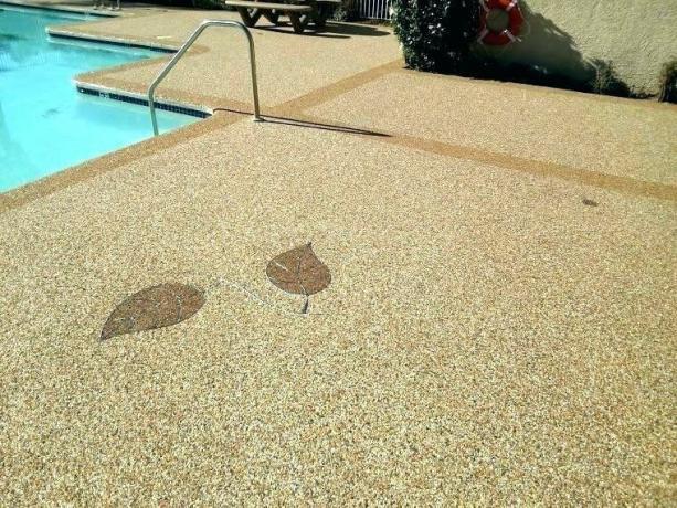 Pool deck. Foto da Internet.